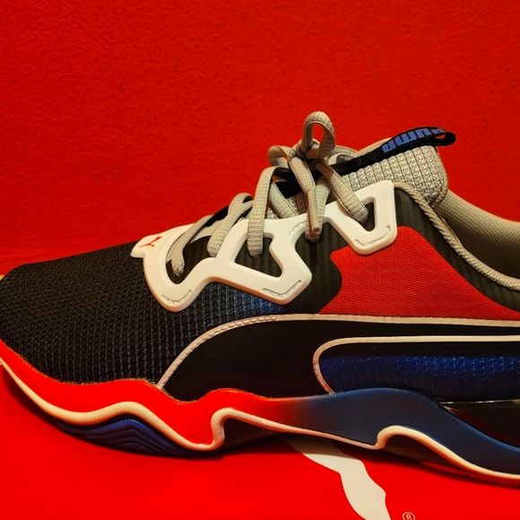 PUMA ZONE XT MULTI (8.5)(MEN)